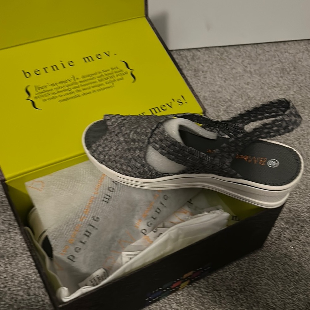 Bernie Mev Black and Gray Woven Sandals